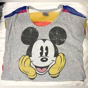 Vintage Disney top Small. Back is sheet.